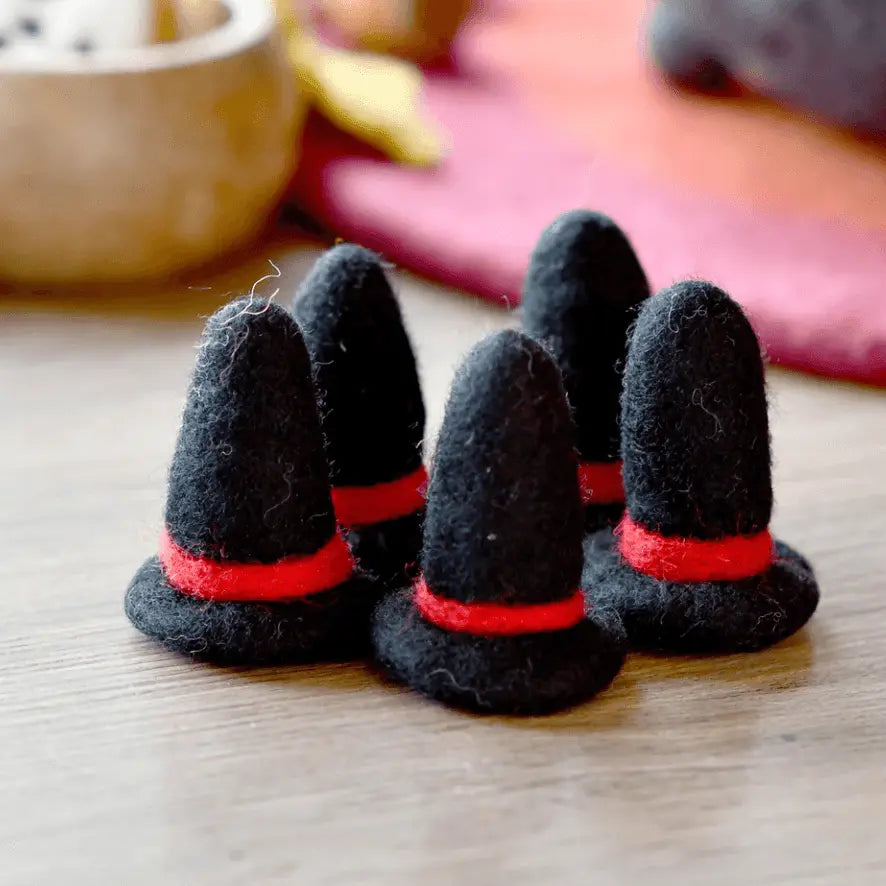 Tara Treasures // Felt Witches Hat Loose Parts Set (5) Tara Treasures