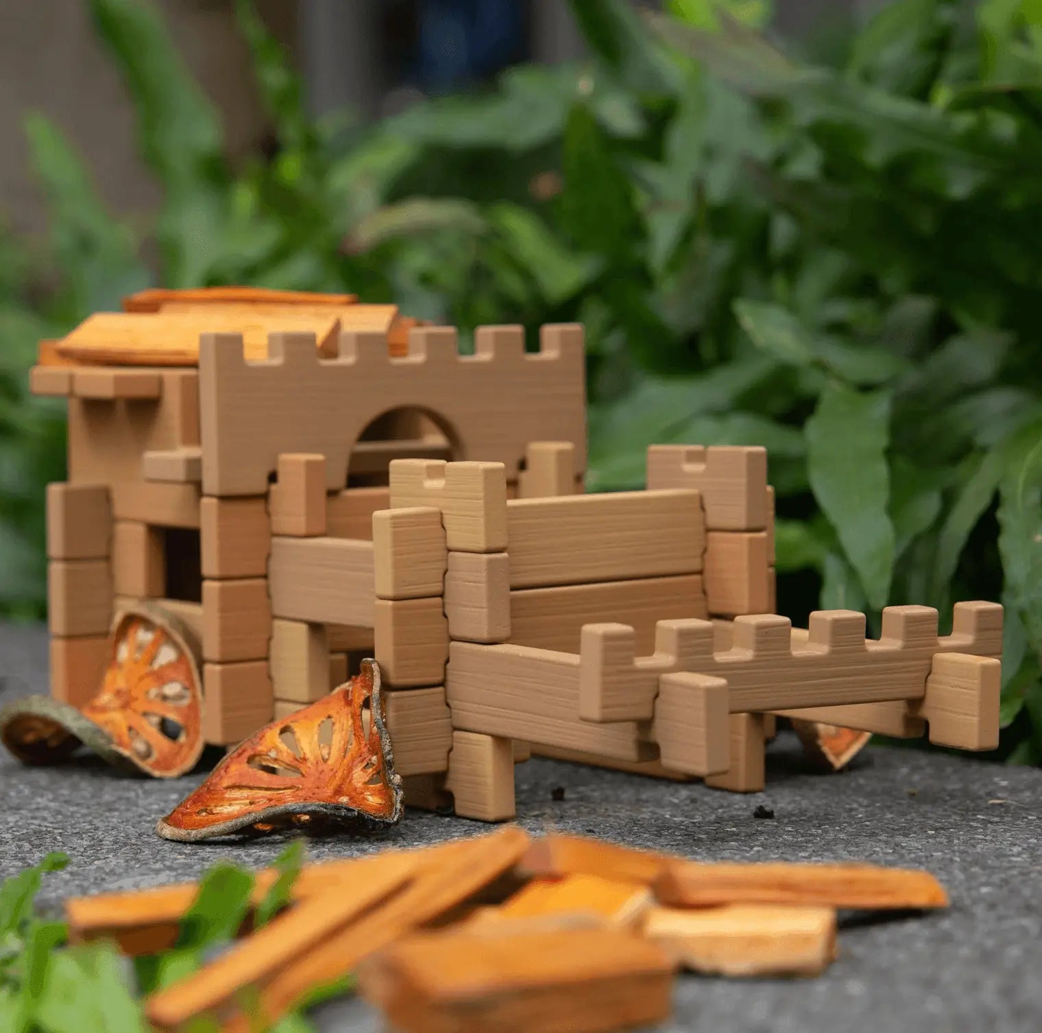 Guidecraft // Tabletop Notch Blocks - Western 129 pc. Set Guidecraft