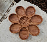 Evergreen Child // Daisy Bloom Tray ** PRE-ORDER** The Curated Parcel