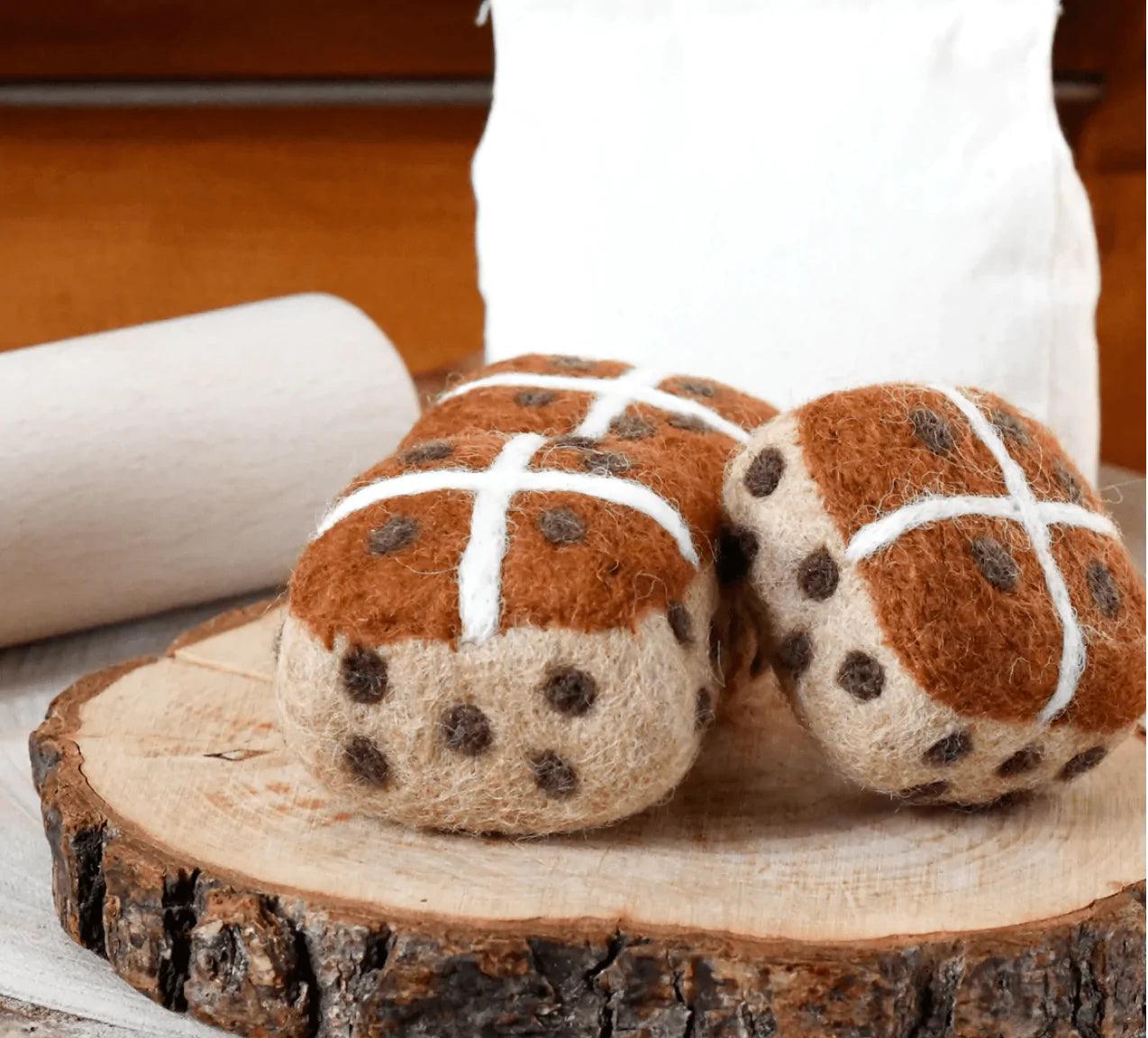 The Curated Parcel - Felt Hot Cross Buns (Set of 3)