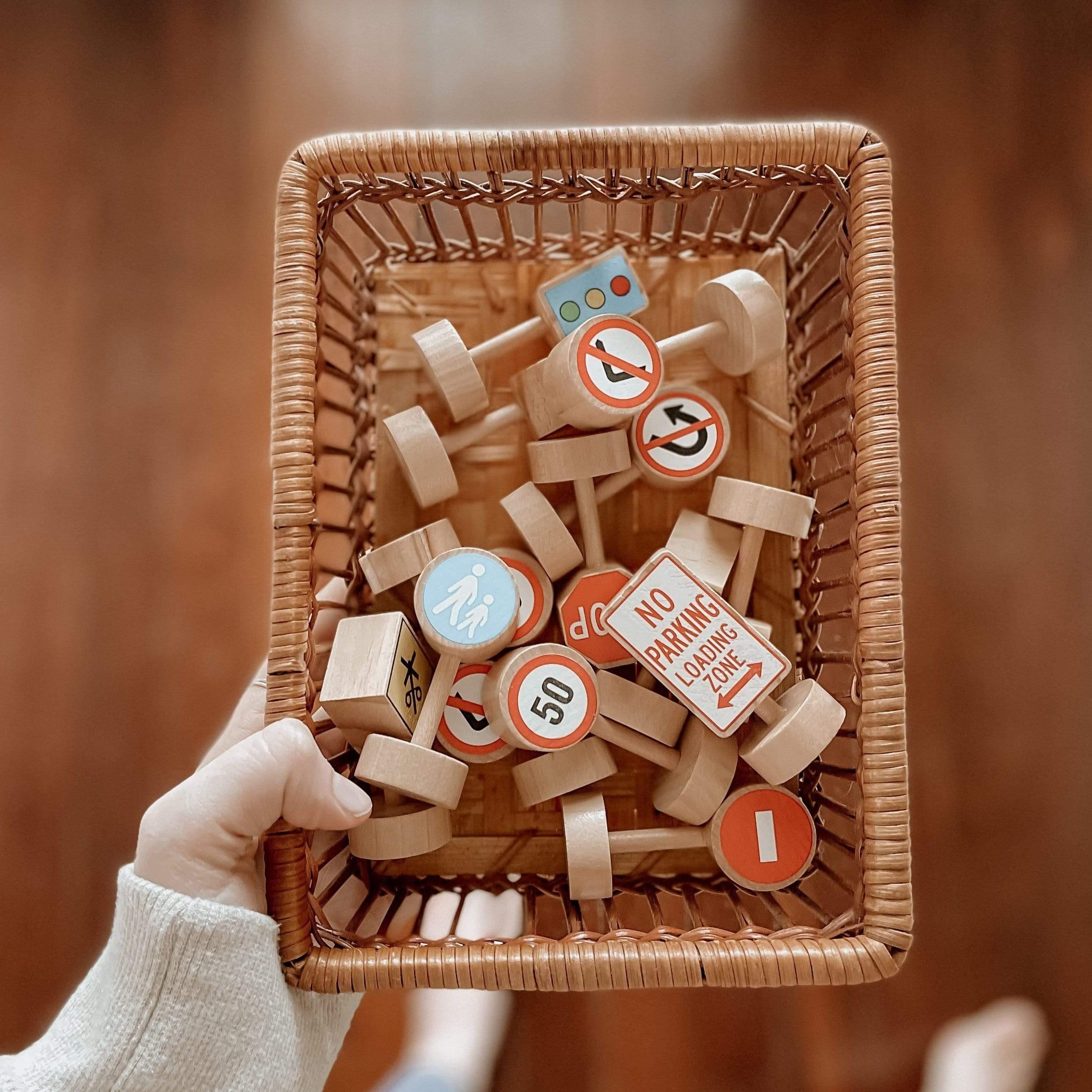 The Curated Parcel - Learning Traffic