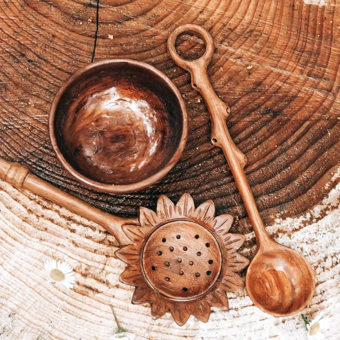 The Curated Parcel - Wild Tree Tools // Bubble & Scoop Spoon ⓒ