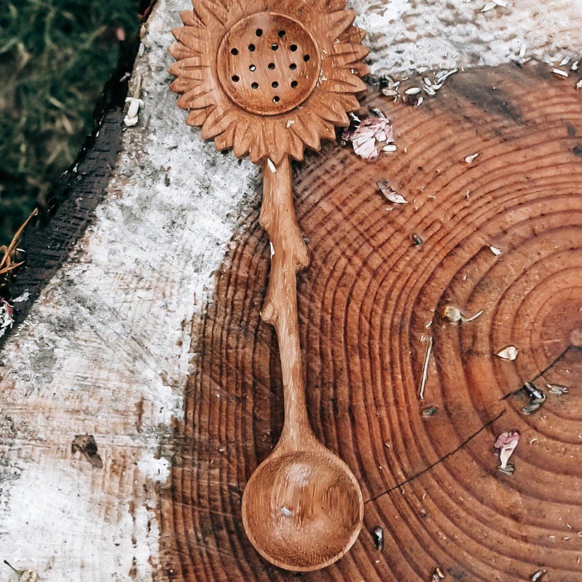 The Curated Parcel - Wild Tree Tools // Sunflower Slotted Duo Spoon ⓒ