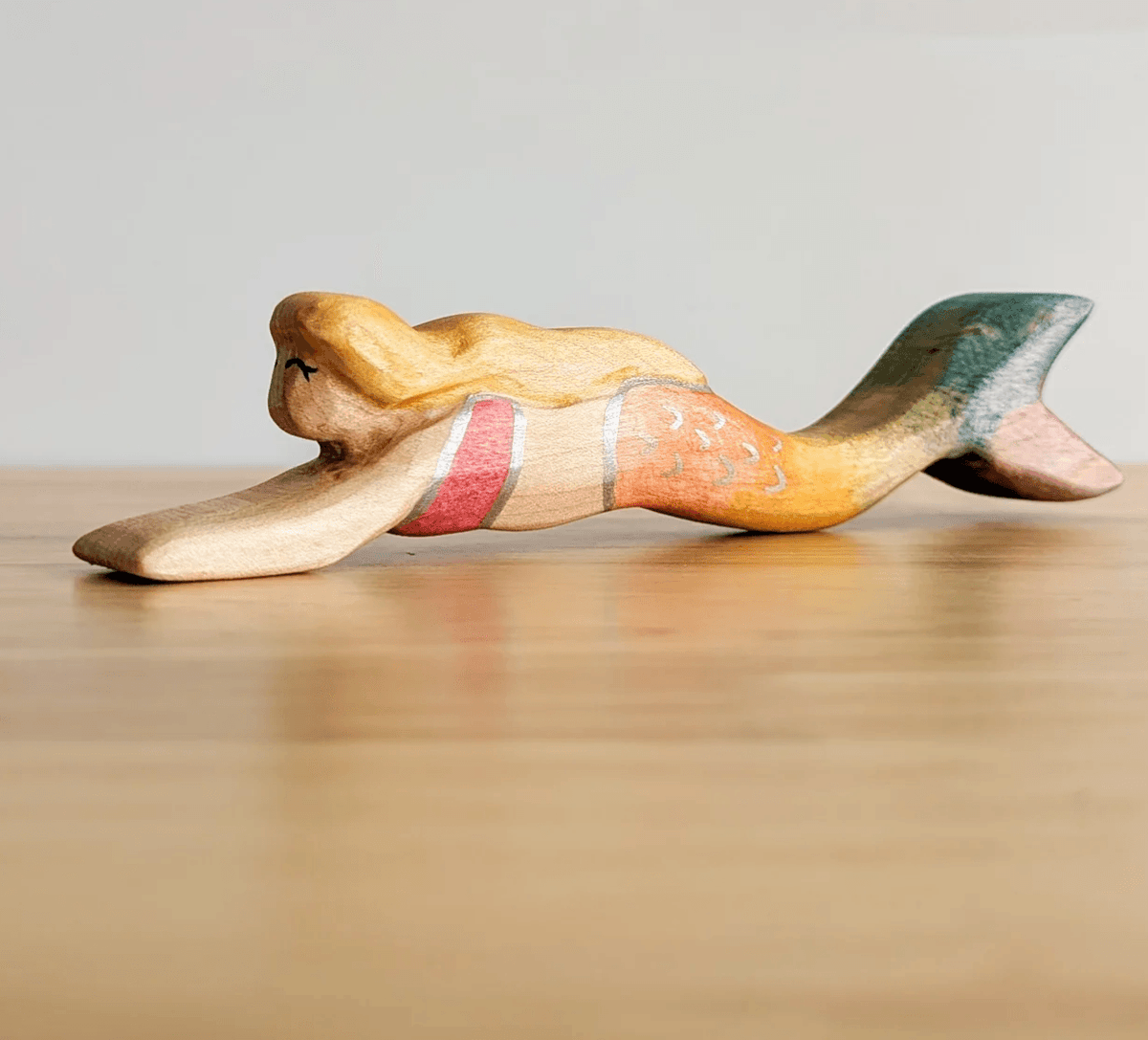 NOM // Wooden Mermaid