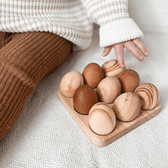 Qtoys // Natural Eggs With Tray