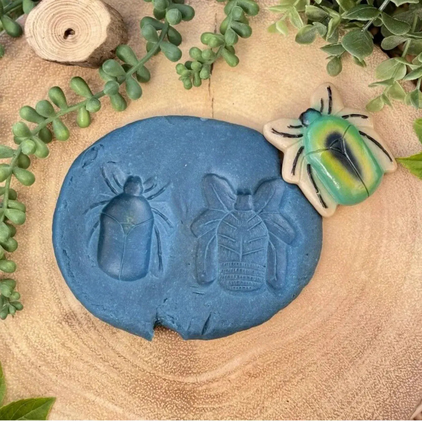 Yellow Door // Sensory Play Stones Bug Yellow Door