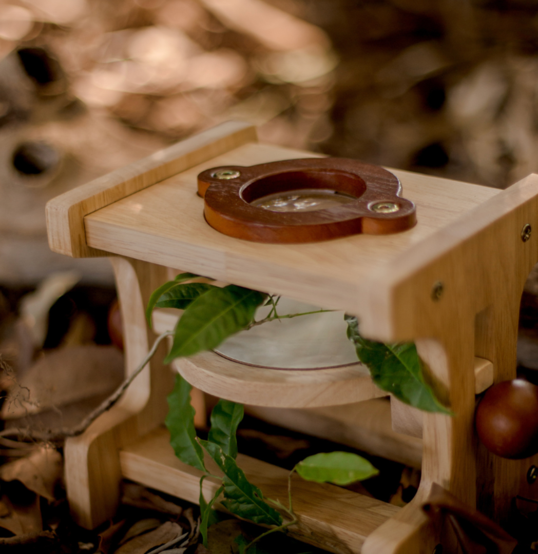 Qtoys // Natural Wooden Microscope STEM QToys