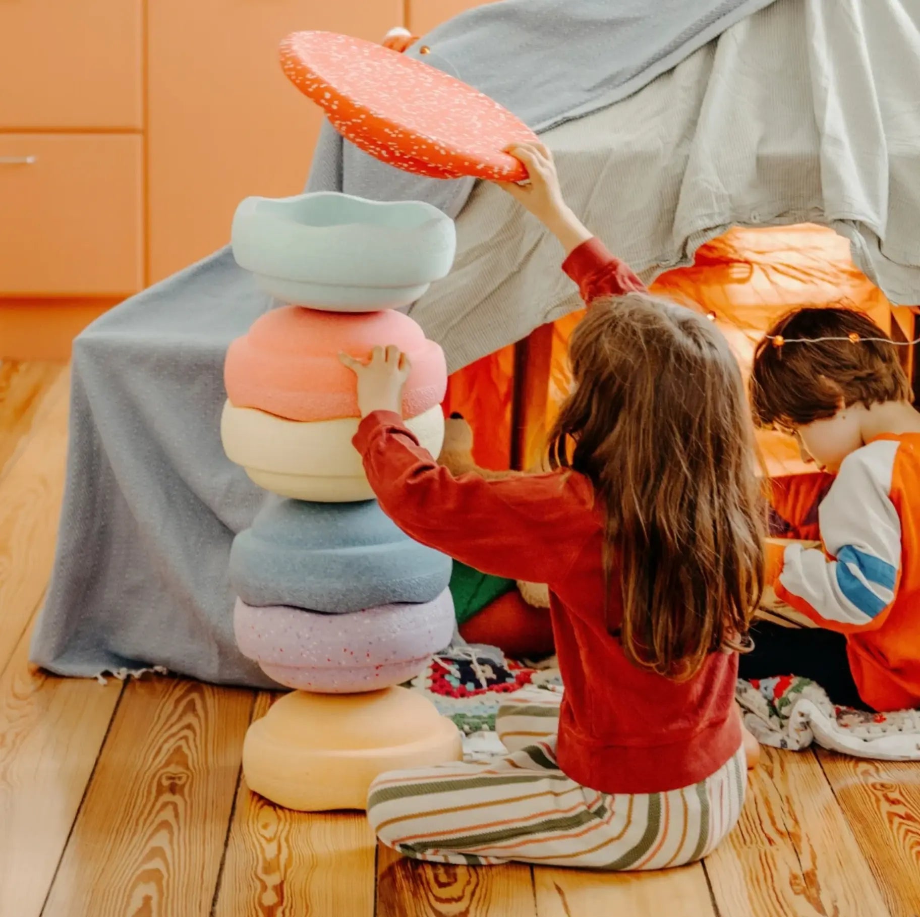 Stapelstein® Hidden Giants Rainbow Pastel 6 + Agaric Toadstool Balance Board - LIMITED EDITION Stapelstein