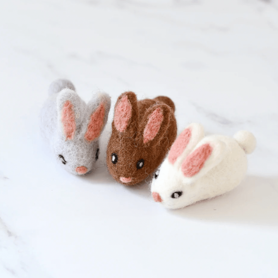 The Curated Parcel - Felt Rabbits (Set of 3) 