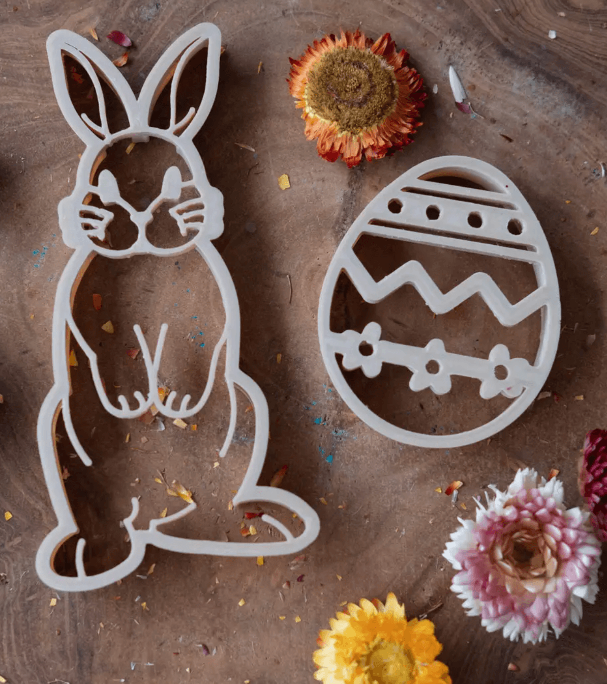 The Curated Parcel - Eco Cutter - Bunny &amp; Egg Set 