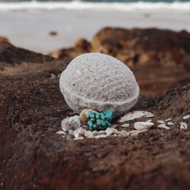 The Curated Parcel - PlayFizz // Mermaid Egg 