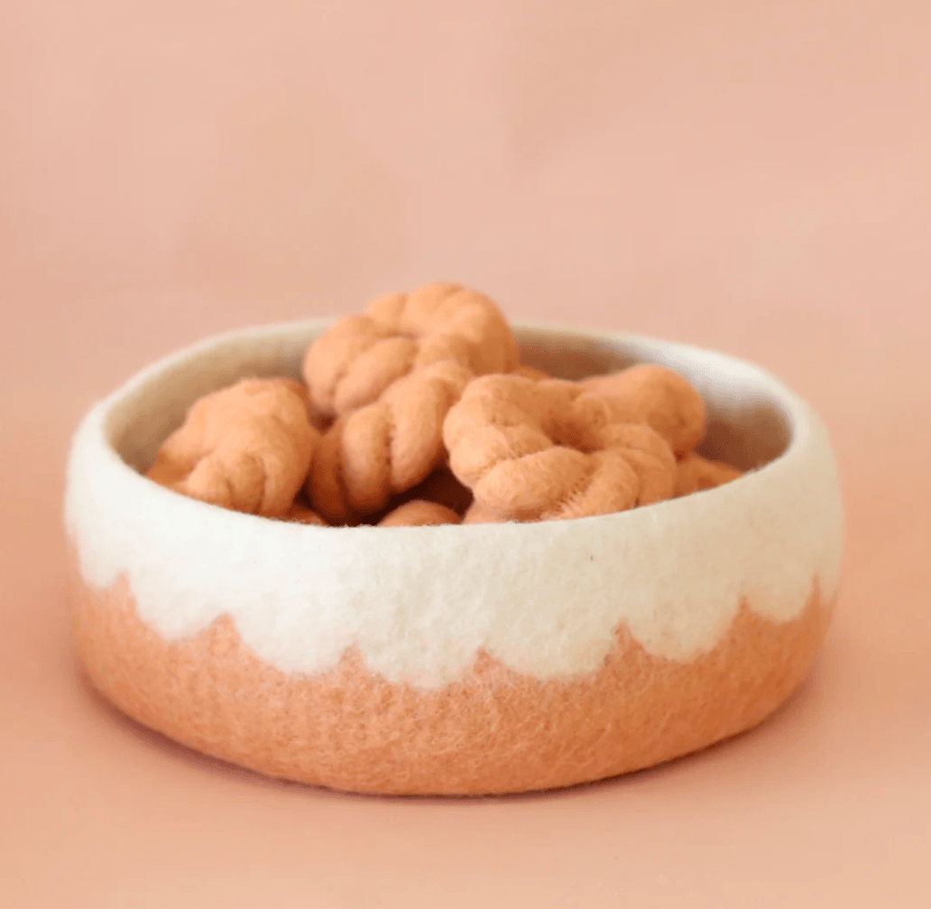 The Curated Parcel - Scalloped Felt Basket 