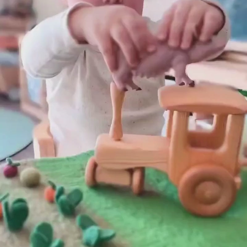 Debresk // Big Tractor with Cart