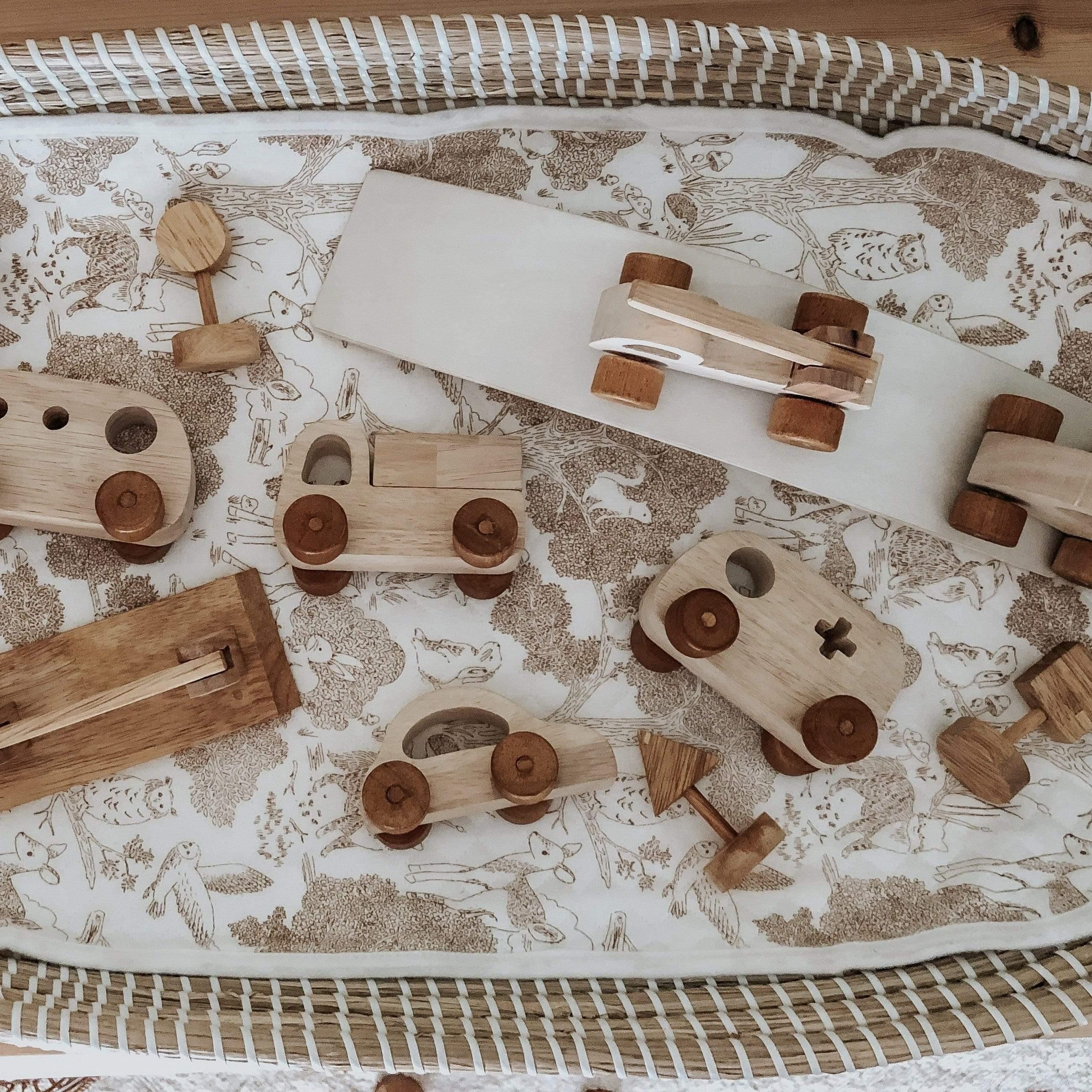 The Curated Parcel - 7 Piece Highway Set 