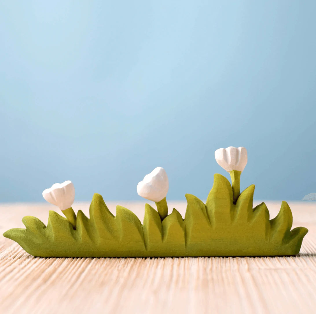 The Curated Parcel - Bumbu // Large Wooden Wildflowers - White 