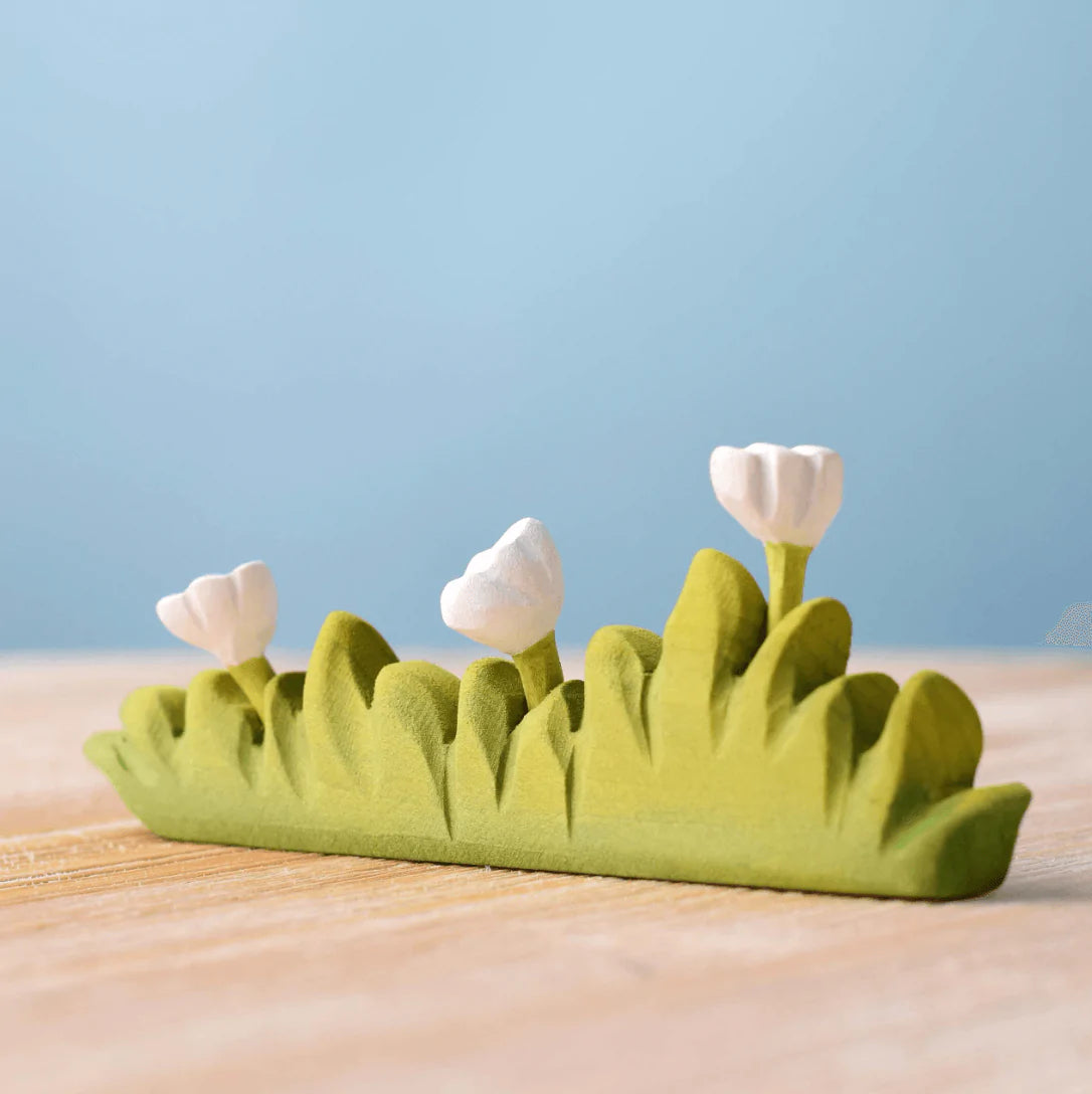 The Curated Parcel - Bumbu // Large Wooden Wildflowers - White 