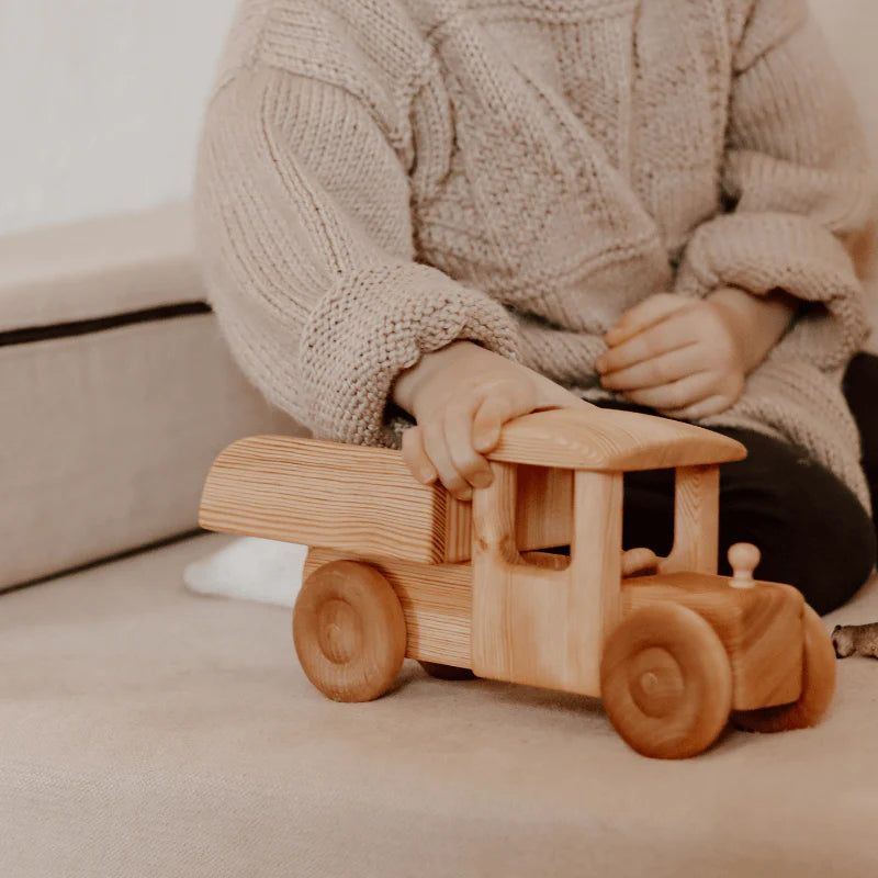 The Curated Parcel - Debresk // Big Tip Truck 