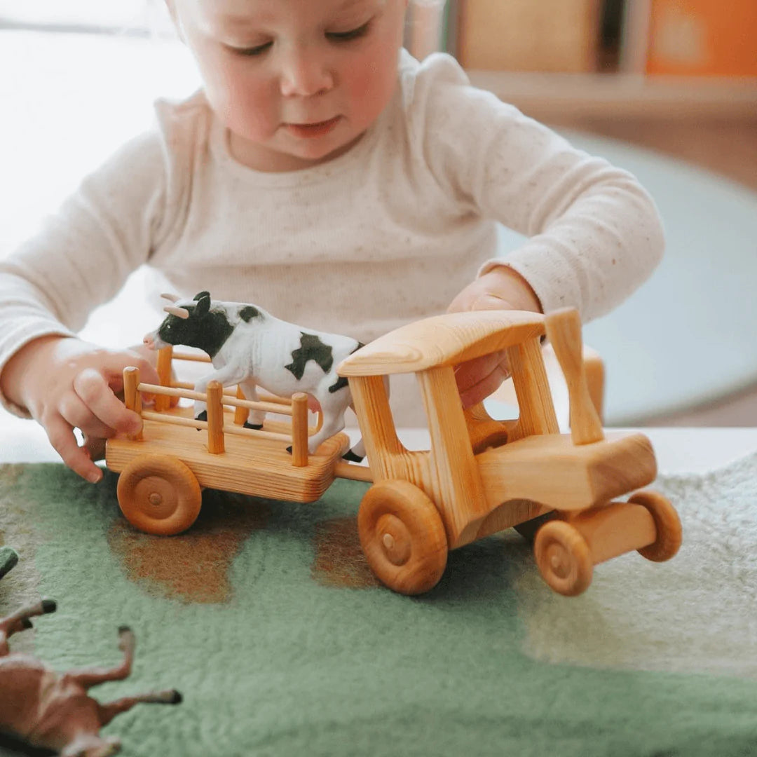 The Curated Parcel - Debresk // Big Tractor with Cart 