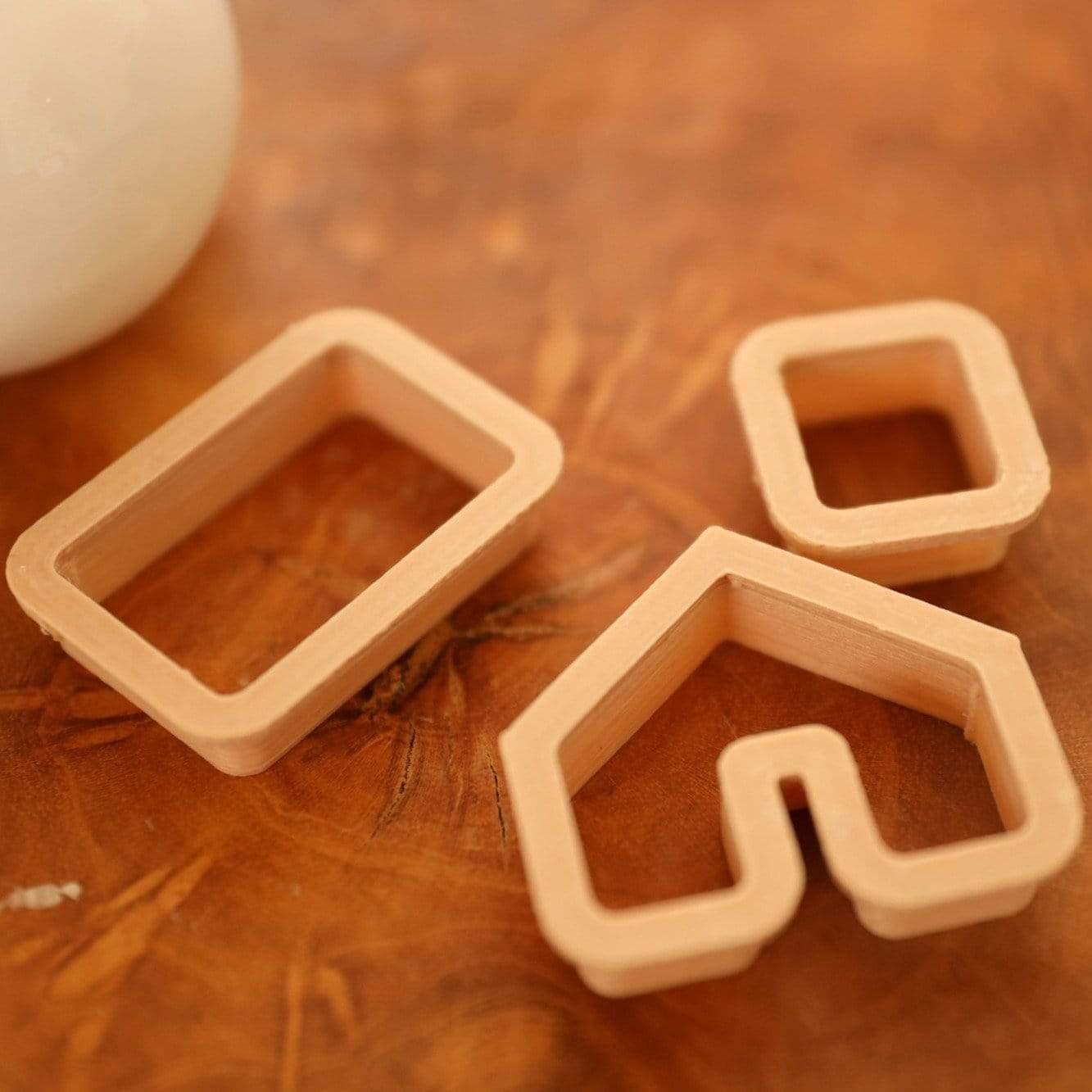 The Curated Parcel - Eco Cutter- Christmas Gingerbread House 