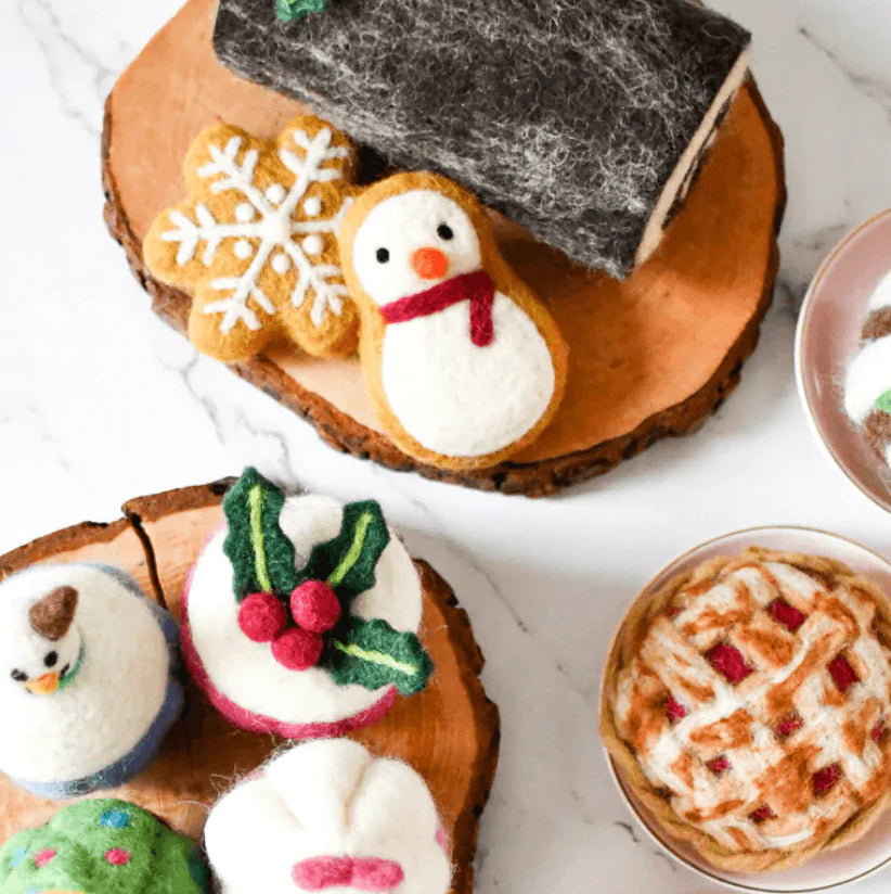 The Curated Parcel - Felt Snowman Cookie 