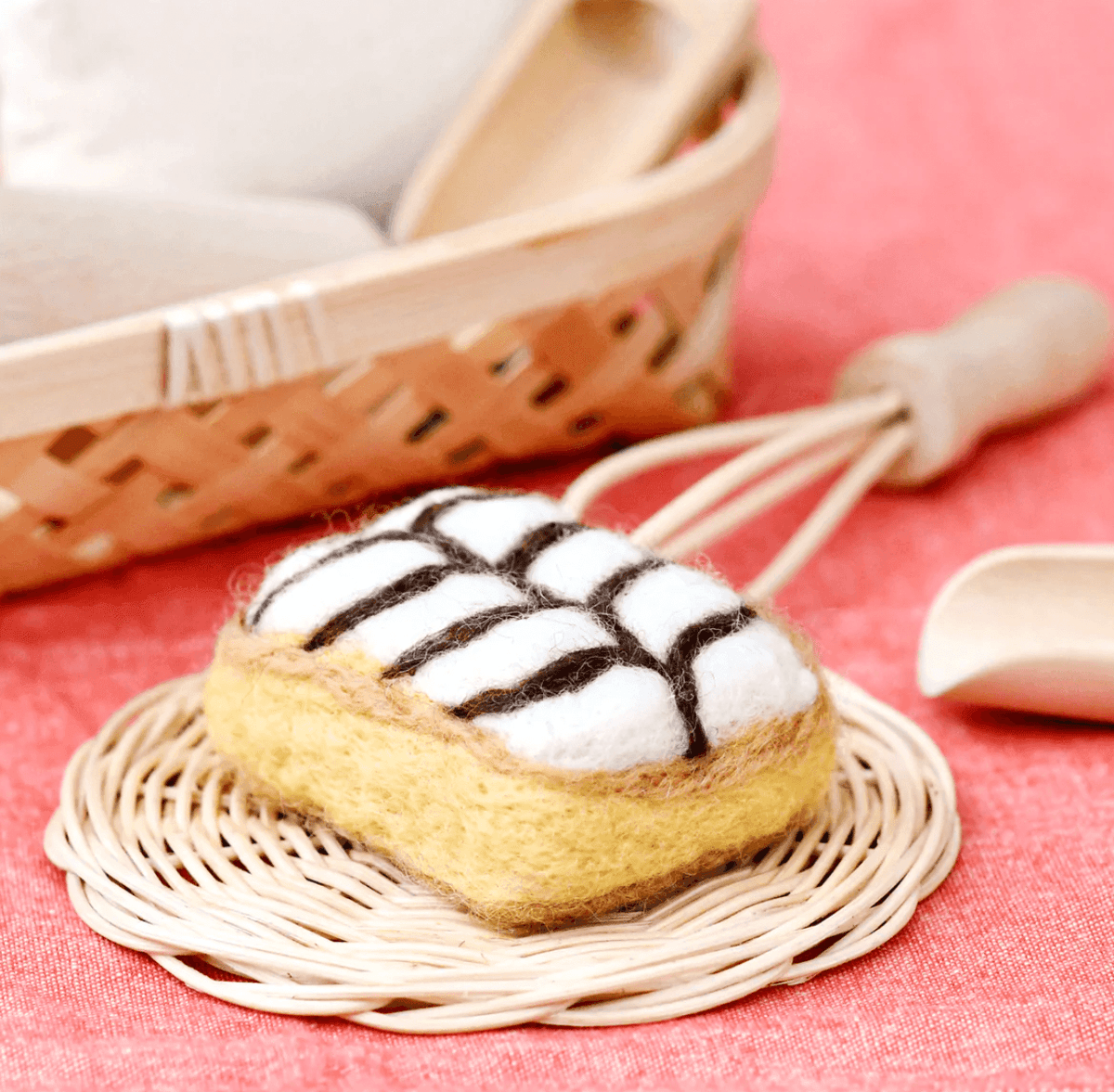 The Curated Parcel - Felt Vanilla Slice 