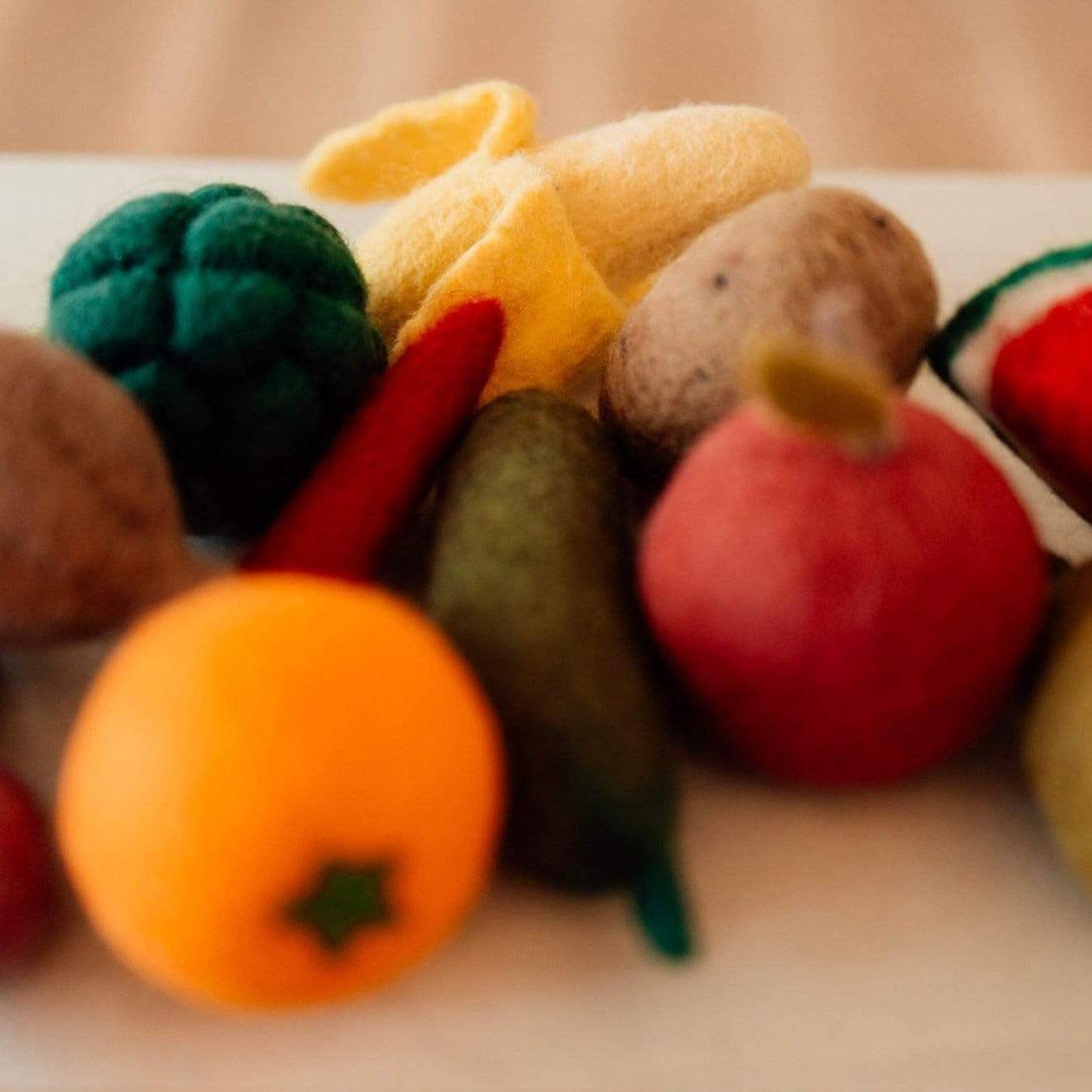 The Curated Parcel - Felt Vegetables & Fruits Set B 