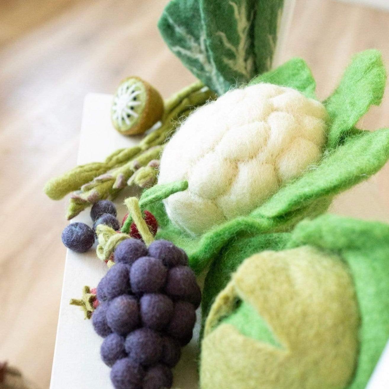 The Curated Parcel - Felt Vegetables & Fruits Set C 