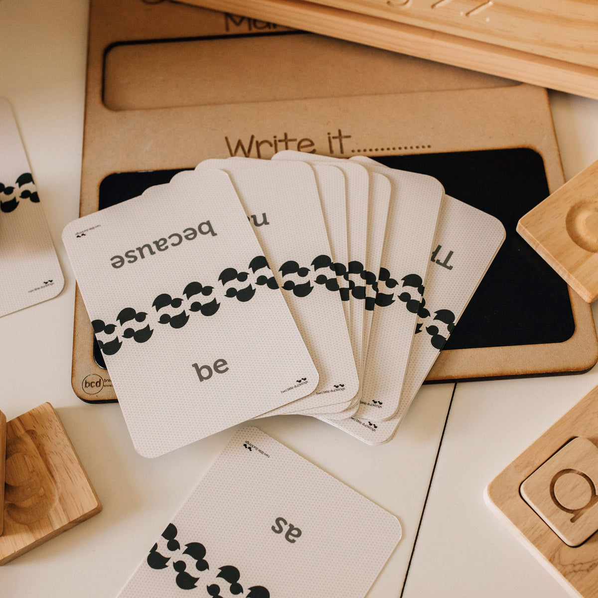 The Curated Parcel - First Reading and Writing Word Flash Cards 
