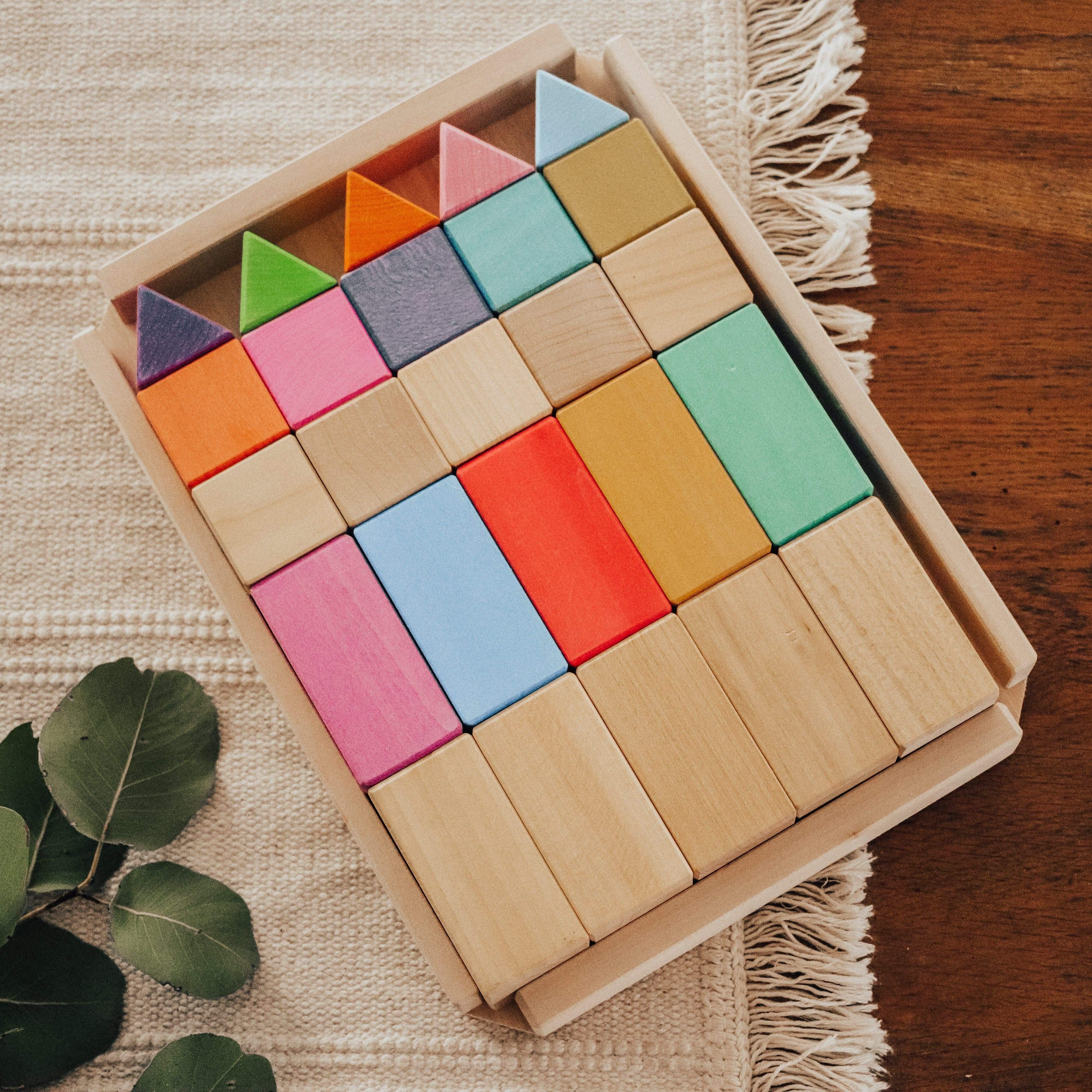 The Curated Parcel - Ocamora Construction Set 