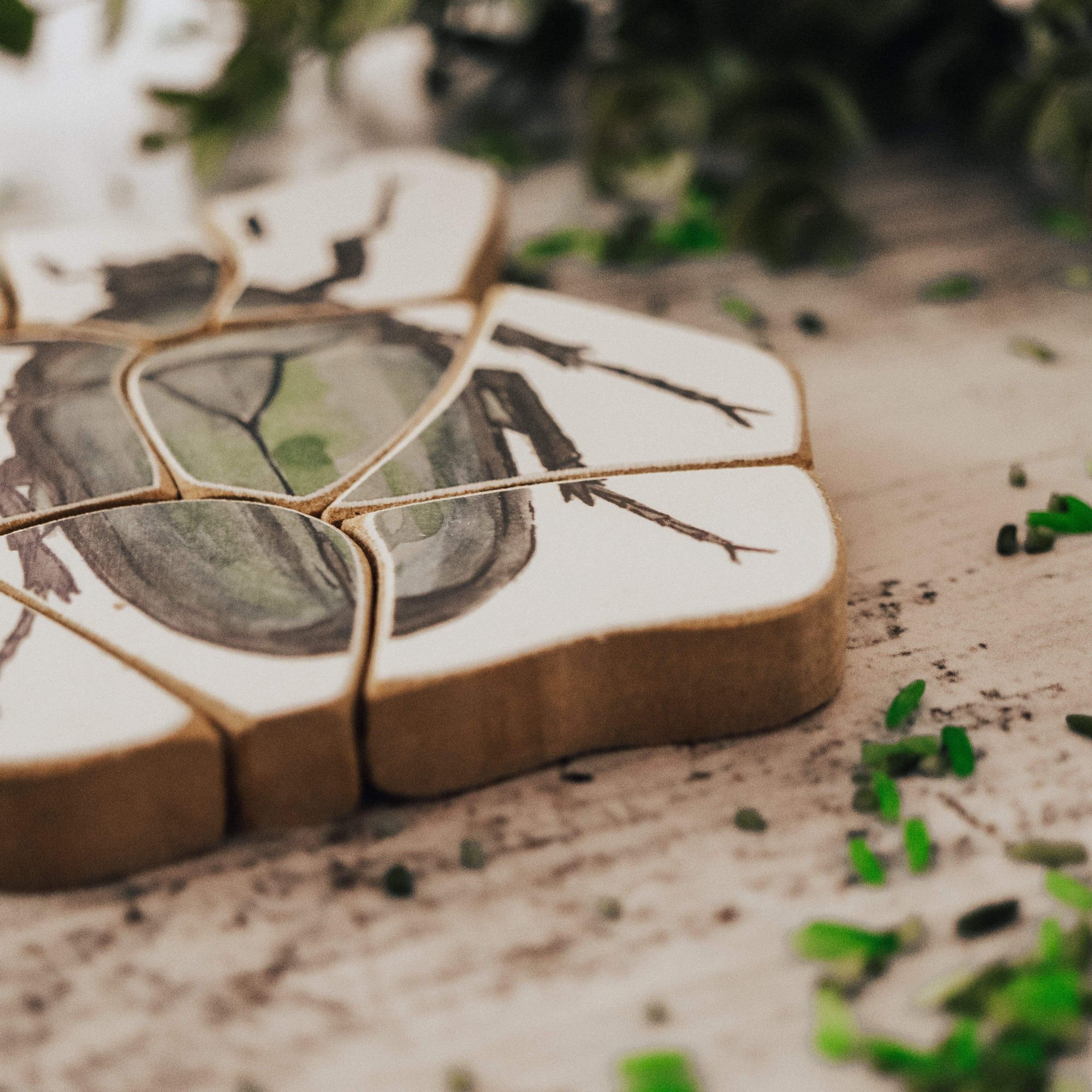 The Curated Parcel - Pocket Tiny Bug Puzzles 
