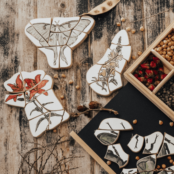 The Curated Parcel - Pocket Tiny Flower Puzzles 