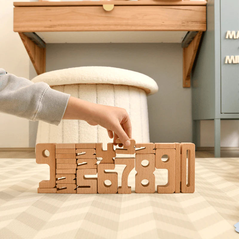 The Curated Parcel - SumBlox Mini Set 80 Blocks &amp; Activity Cards 