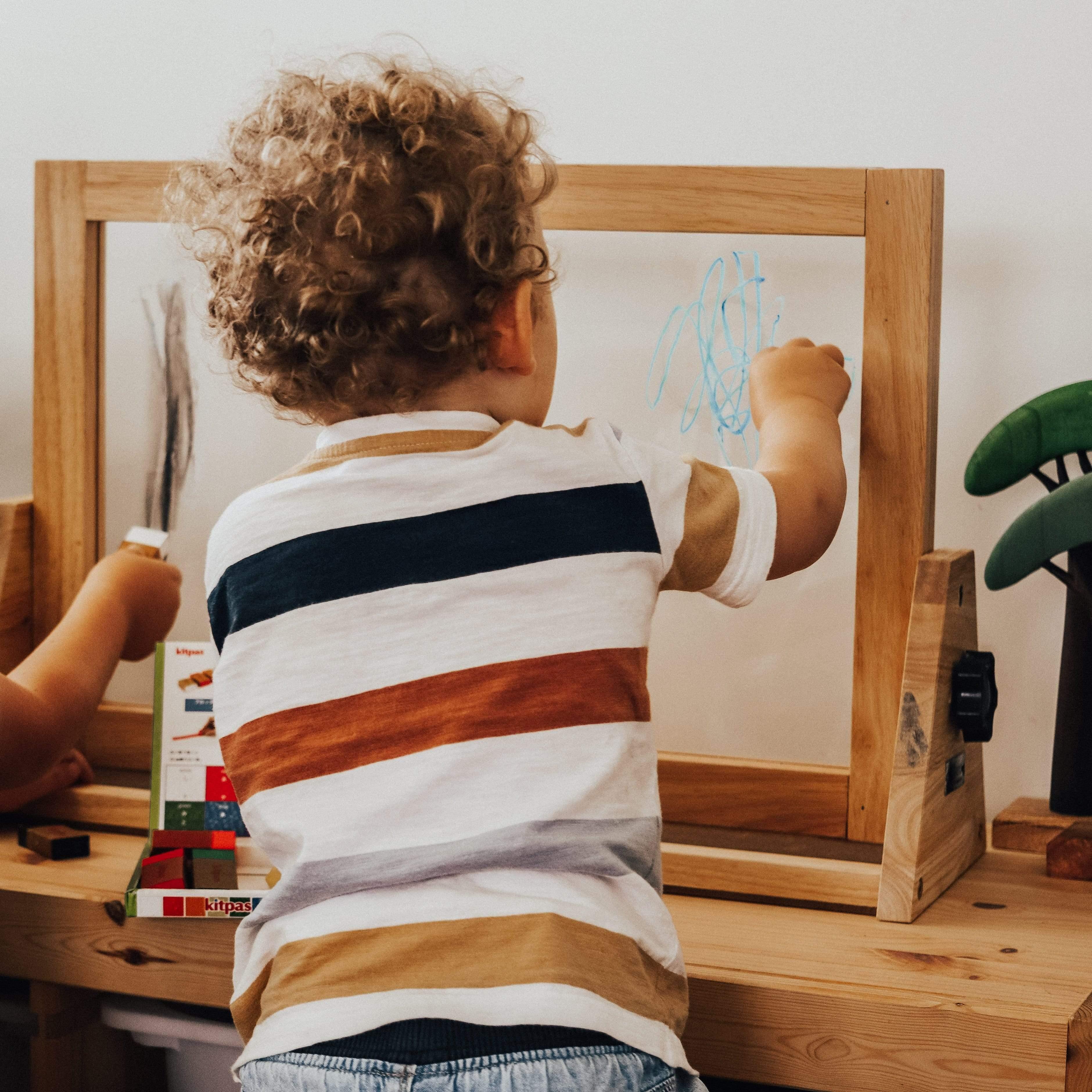 The Curated Parcel - Tabletop 4 In 1 Easel Board 