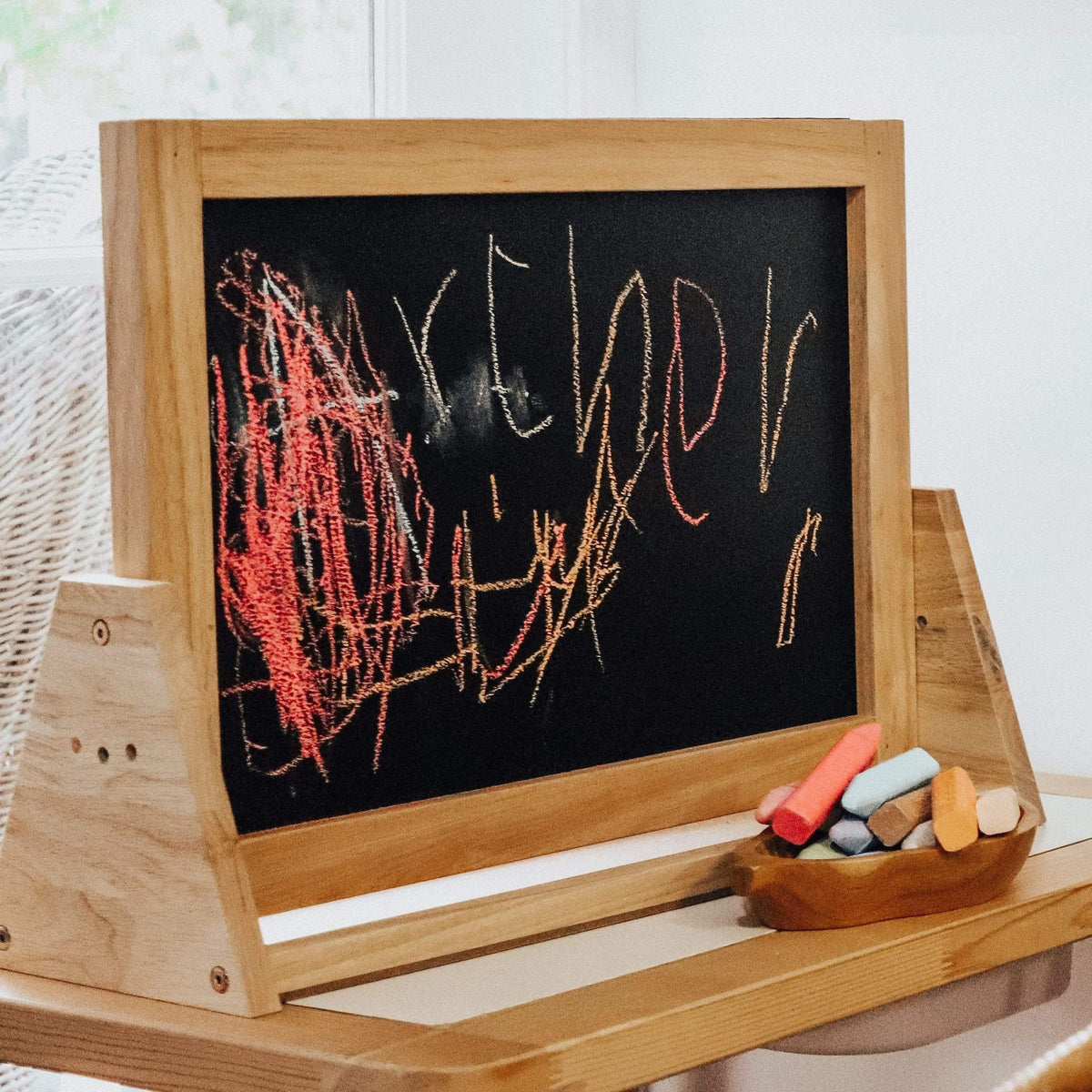 The Curated Parcel - Tabletop 4 In 1 Easel Board 