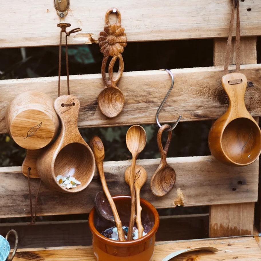 The Curated Parcel - Wild Tree Tools  // Twig Spoons ⓒ 