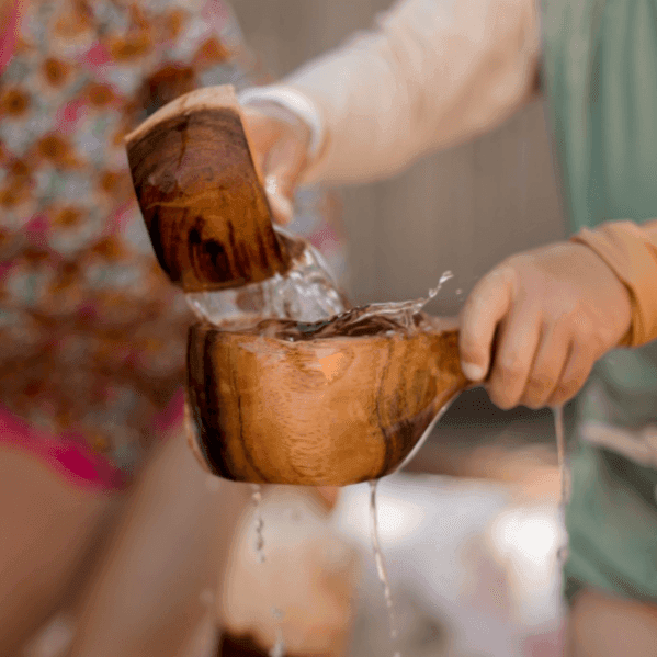 The Curated Parcel - Wooden Measuring Cup (Set of 4) 
